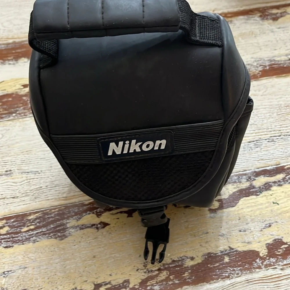Nikon Camera Bag 5506 Black Strap not Included Great Condition